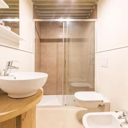 Daire Sp15 -isola- Super Large Milano